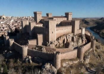 El Alcazar